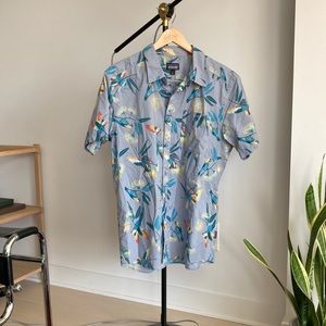 Patagonia Hawaiian shirt. Size L.